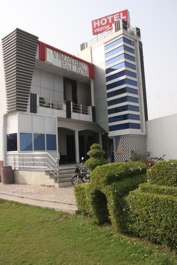 Vinayak Palace Hotel Mathura Luaran gambar