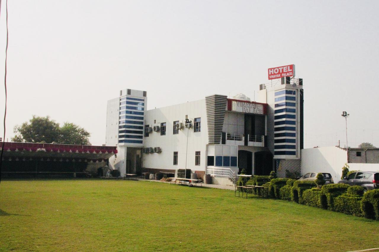 Vinayak Palace Hotel Mathura Luaran gambar