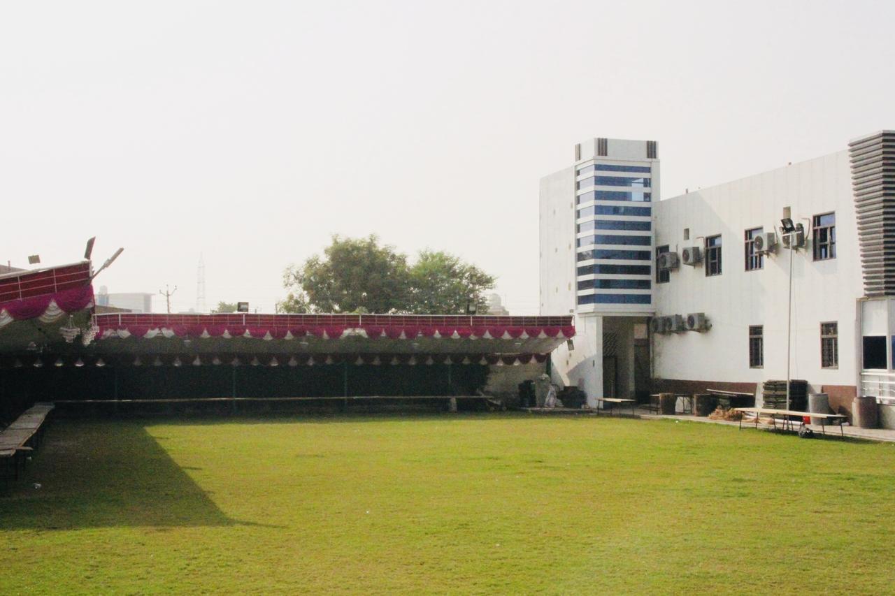 Vinayak Palace Hotel Mathura Luaran gambar