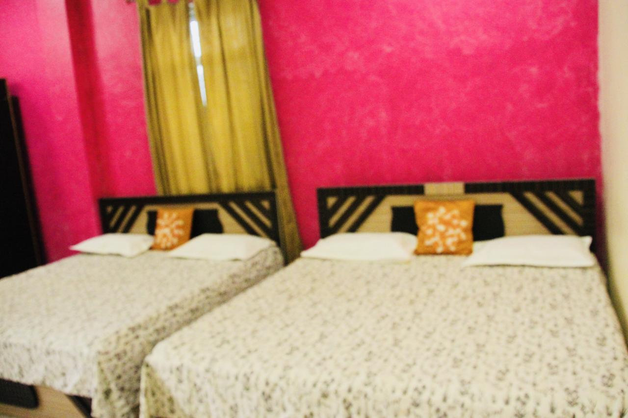 Vinayak Palace Hotel Mathura Luaran gambar