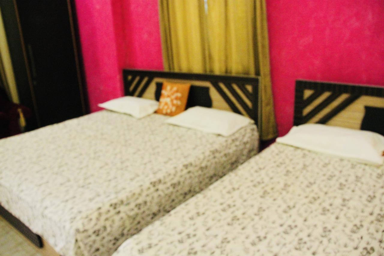 Vinayak Palace Hotel Mathura Luaran gambar